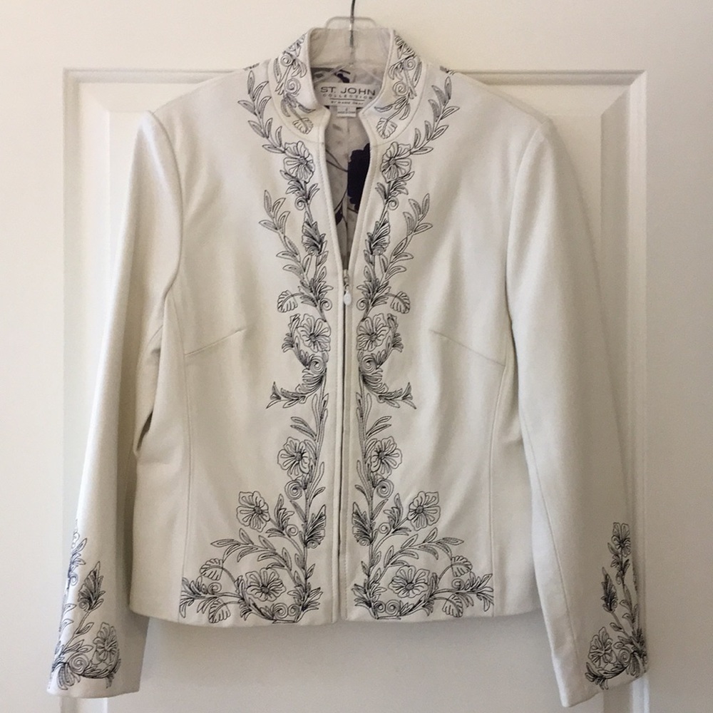 ST. JOHN white leather jacket w/ navy embroidery